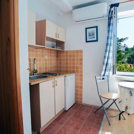 Apartament Buka Calm Iv By Interhome