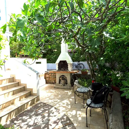 Buka Calm Iv By Interhome