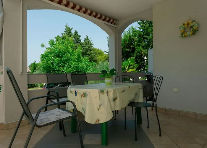 Buka Calm Iv By Interhome