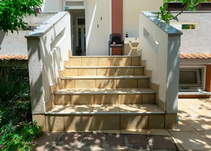 Buka Calm Iv By Interhome